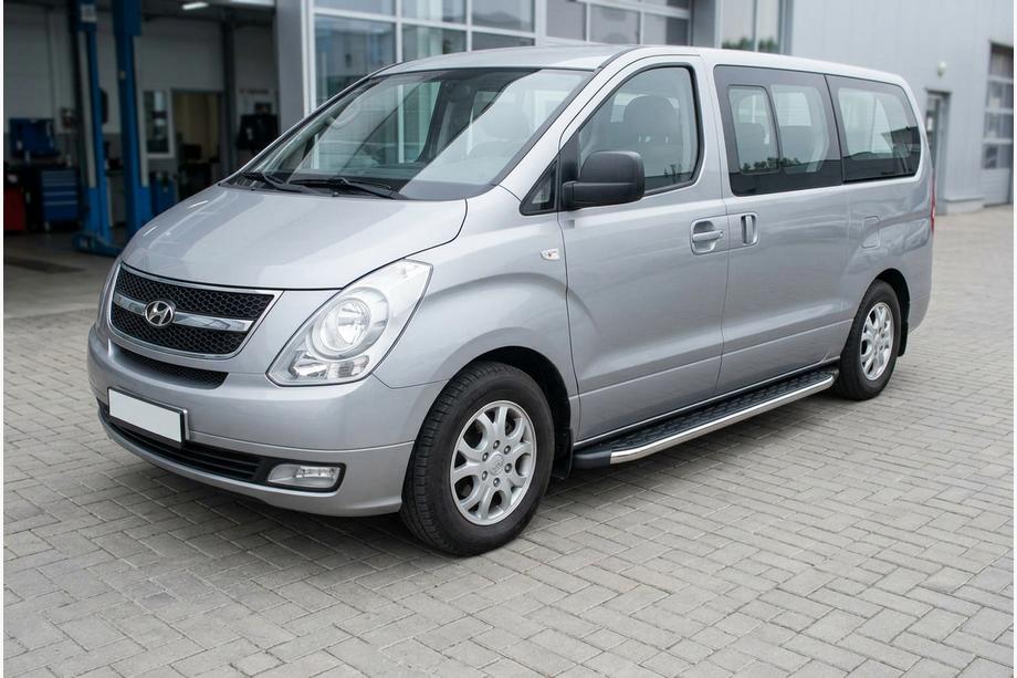Hyundai H300, H1, Starex 2008–2020 Boční nášlapy BlackLine (2 ks, hliník) Image