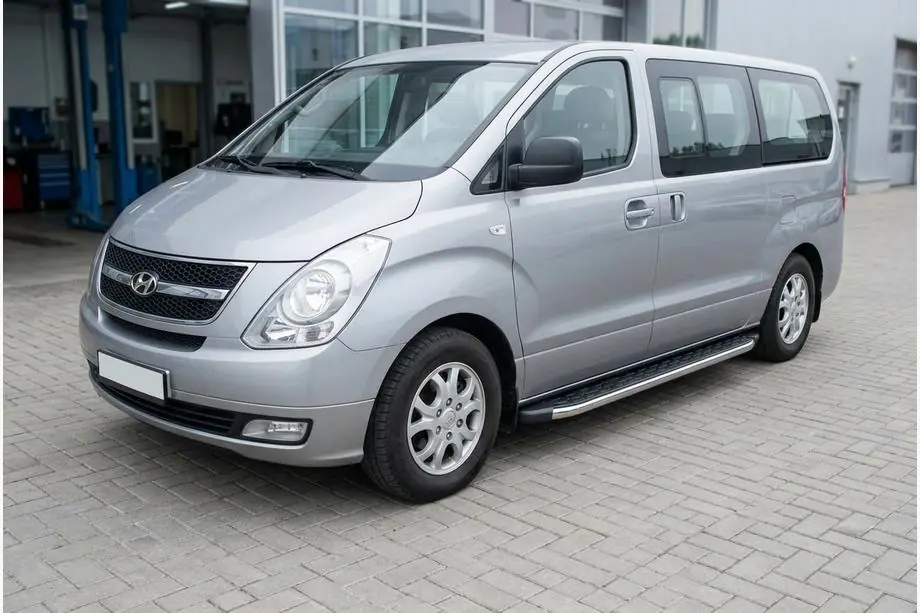 Hyundai H300, H1, Starex 2008–2020 Boční nášlapy BlackLine (2 ks, hliník) Image