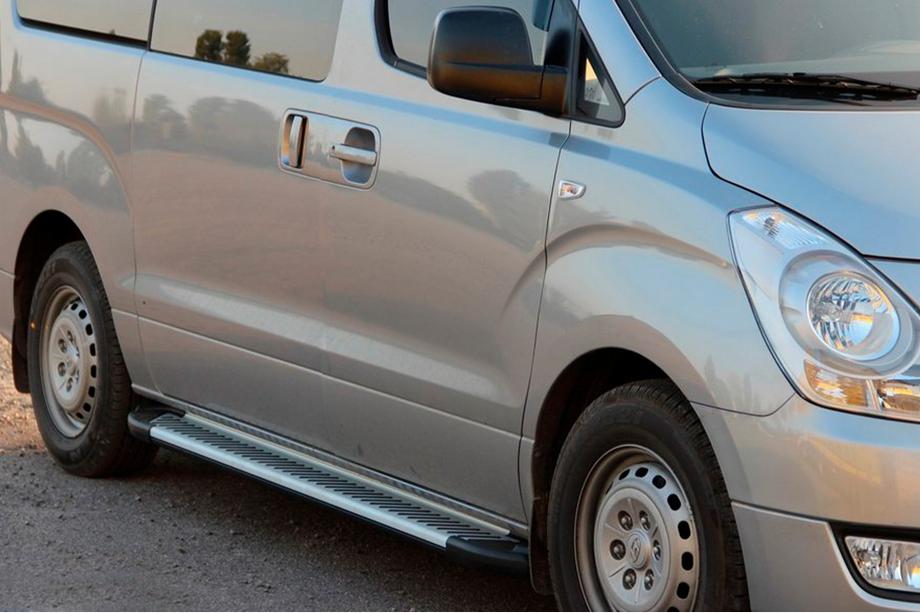 Hyundai H300, H1, Starex 2008–2020 Boční prahy Line (2 ks, hliník) Fotografie 2
