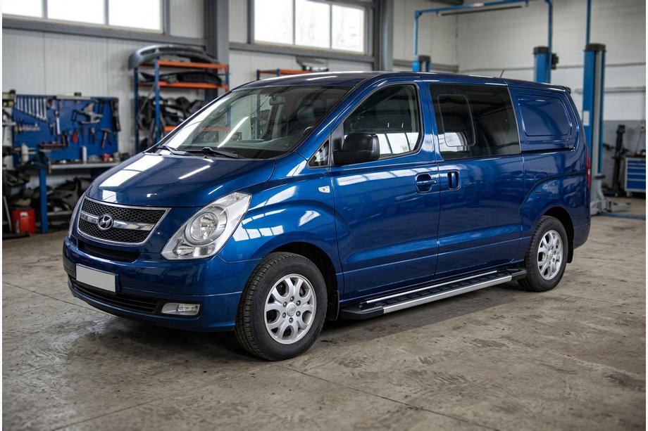 Hyundai H300, H1, Starex 2008–2020 Boční nášlapy RedLine V1 (2 ks, hliníkové) Image
