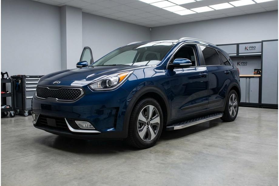 Kia Niro 2016–2021 Boční nášlapy BlackLine (2 ks, hliník) Image
