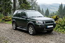Land Rover Freelander I 1997–2006 Boční nášlapy Tayga V2 (2 ks, hliník) fotografie 1