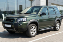 Land Rover Freelander I 1997–2006 Boční nášlapy New Vision Black (2 ks, hliník) fotografie 1