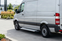 Mercedes Sprinter W906 2006–2018 Boční prahy New Vision Grey (2 ks., hliník) Long/ExtraLong fotografie 1