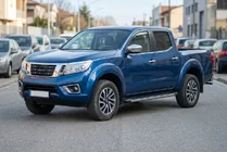 Nissan Navara/NP300 2016– Boční nášlapy BlackLine (2 ks, hliník) fotografie 1