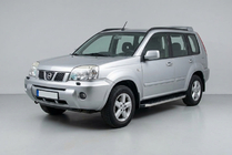 Nissan X-trail T30 2002–2007 Boční nášlapy BlackLine (2 ks, hliník) fotografie 1
