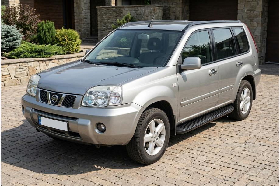 Nissan X-trail T30 2002–2007 Boční nášlapy Tayga Black (2 ks, hliníkové) Image