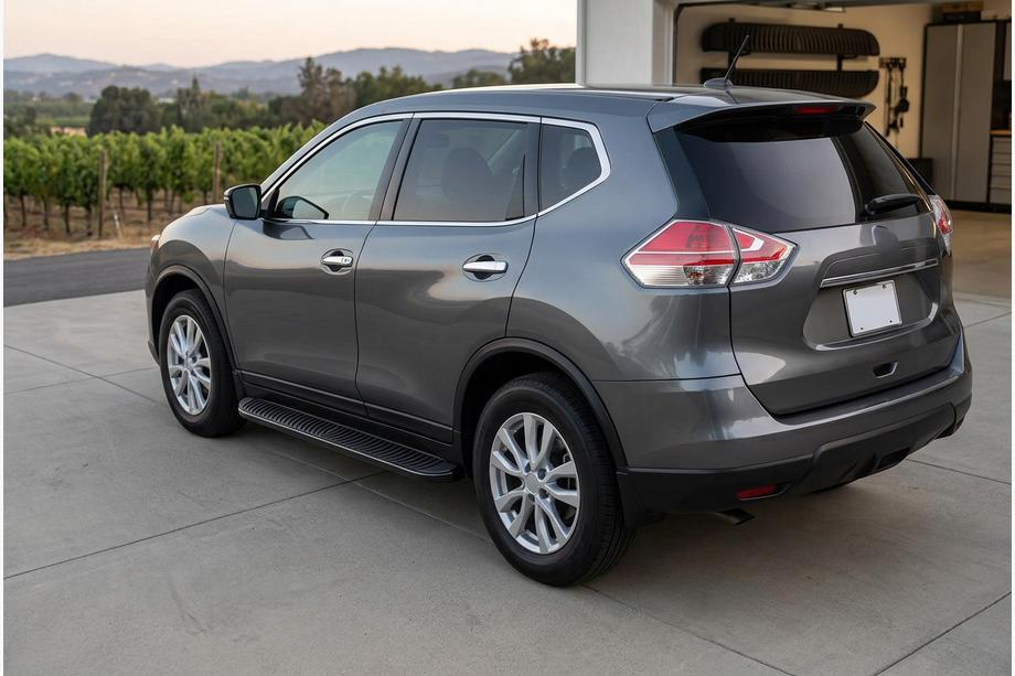 Nissan X-trail T32/Rogue 2014–2021 Boční nášlapy Tayga Black (2 ks, hliník) Fotografie 1