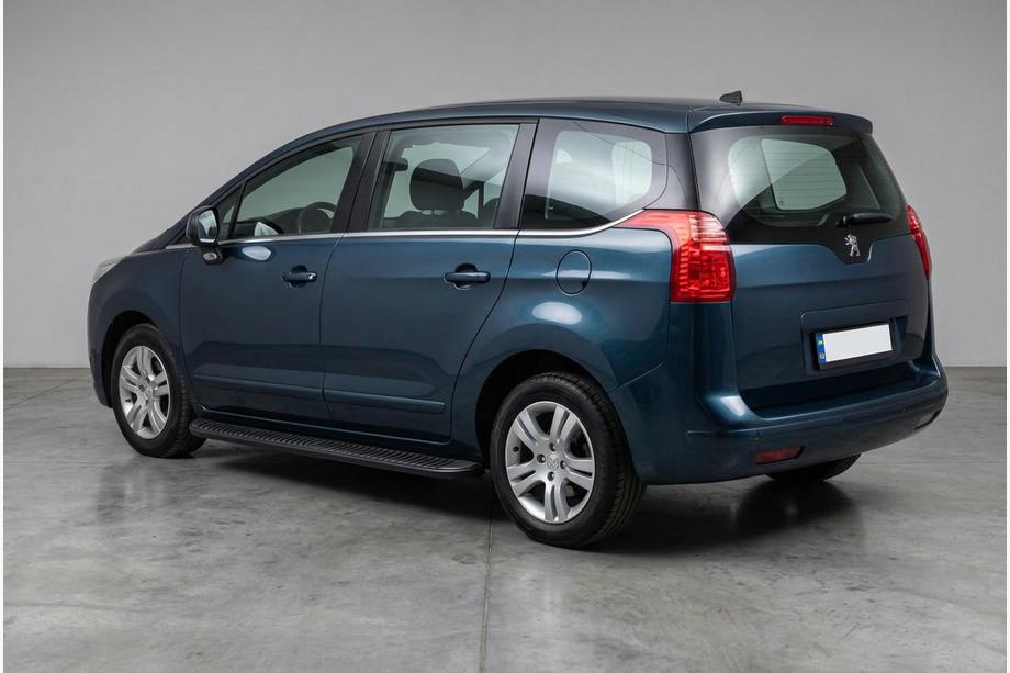 Peugeot 5008 2009–2016 Boční nášlapy Tayga Black (2 ks, hliník) Image