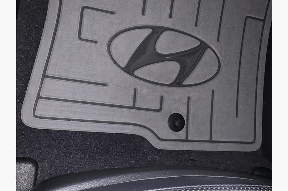 Hyundai Klip pro autokoberce Hyundai Fotografie 14