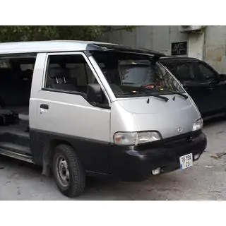 Sluneční kšilt na čelní sklo (černý lesk, 5 mm) Hyundai H100 fotografie 2