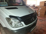 Mercedes Sprinter W906 2006–2018 Deflektor kapoty v karbonovém vzhledu 2006-2013 (EuroCap) fotografie 4