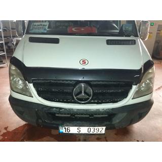Deflektor kapoty v karbonovém vzhledu 2006-2013 (EuroCap) Mercedes Sprinter W906 2006–2018 fotografie 3