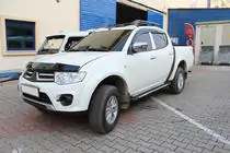 Mitsubishi L200 2006–2015 Deflektor kapoty (EuroCap) fotografie 4