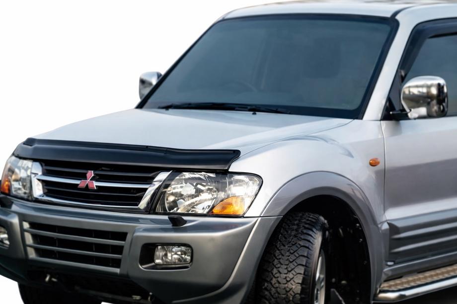 Mitsubishi Pajero Wagon III 1999–2006 Deflektor kapoty (EuroCap) Image