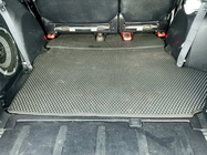 Mitsubishi Outlander 2006–2012 EVA koberec do kufru (černý) – 7místný fotografie 7