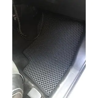 EVA autokoberce P-HEV (černé) Mitsubishi Outlander 2012–2021 fotografie 2