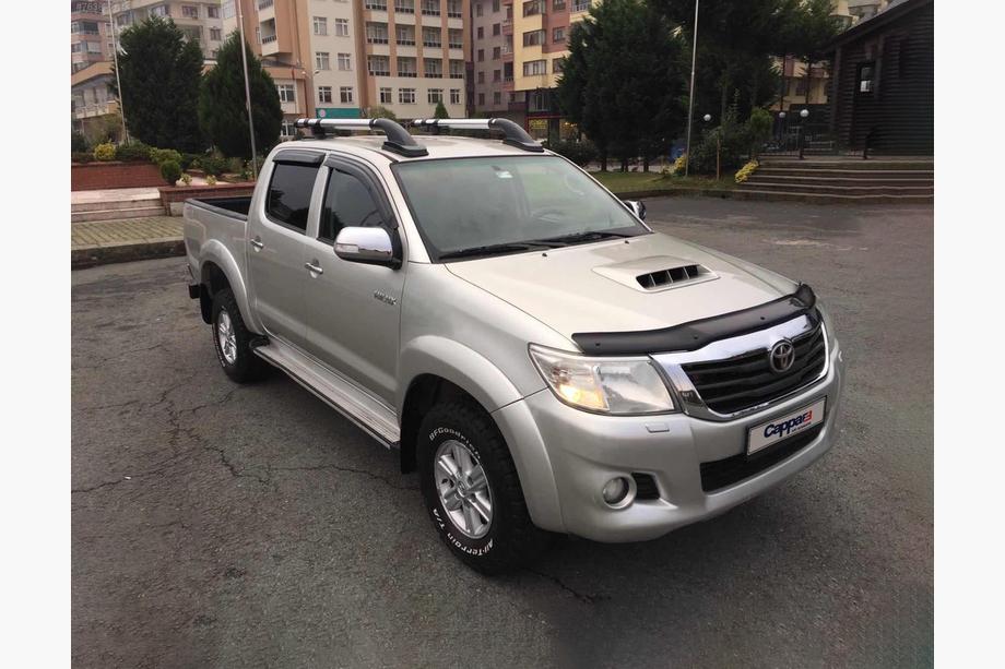 Toyota Hilux 2006–2015 Deflektor kapoty 2011-2015 (EuroCap) Fotografie 4