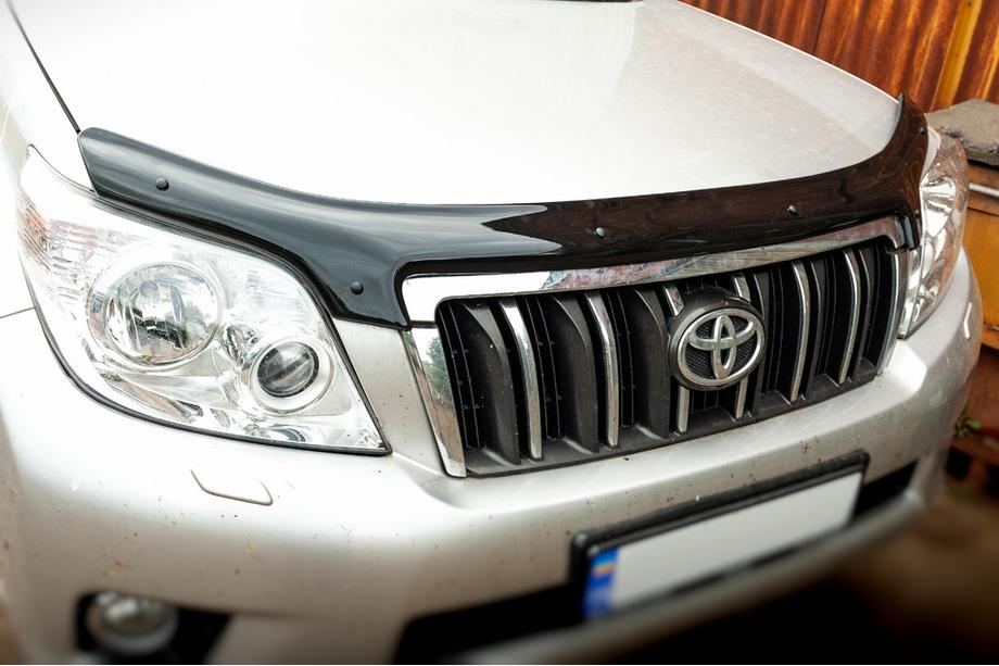 Toyota Land Cruiser Prado 150 2009–2023 Deflektor kapoty 2009-2013 (EuroCap) Fotografie 3