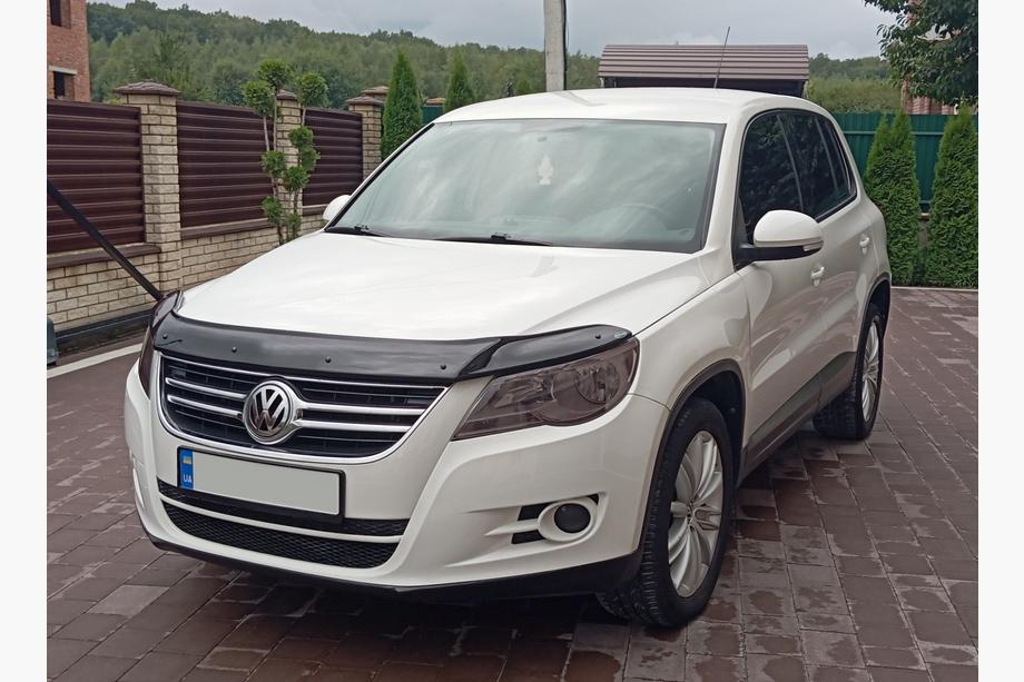 Volkswagen Tiguan 2007–2016 Deflektor kapoty (EuroCap) Fotografie 13