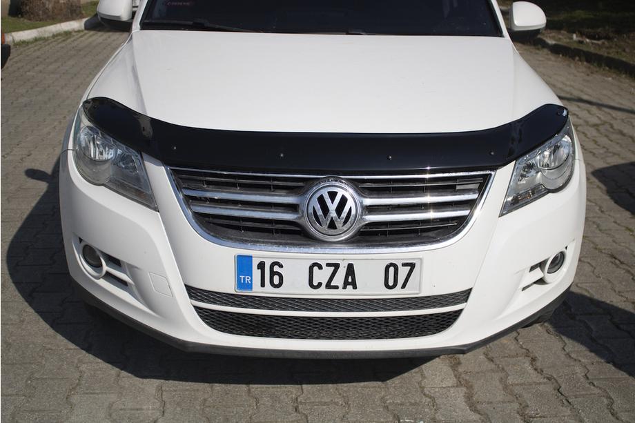 Volkswagen Tiguan 2007–2016 Deflektor kapoty (EuroCap) Fotografie 9
