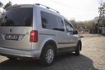 Volkswagen Caddy 2015–2020 Sada lišt a rozšiřovačů lemů blatníků fotografie 42