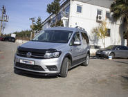 Volkswagen Caddy 2015–2020 Sada lišt a rozšiřovačů lemů blatníků fotografie 44
