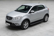 SsangYong Korando 2010–2019 Boční nášlapy Tayga Black (2 ks, hliník) fotografie 1