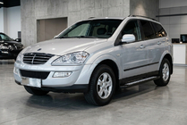 SsangYong Kyron 2005–2014 Boční nášlapy New Vision Black (2 ks, hliník) fotografie 1