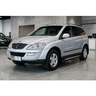 Boční nášlapy New Vision Black (2 ks, hliník) SsangYong Kyron 2005–2014 fotografie 1