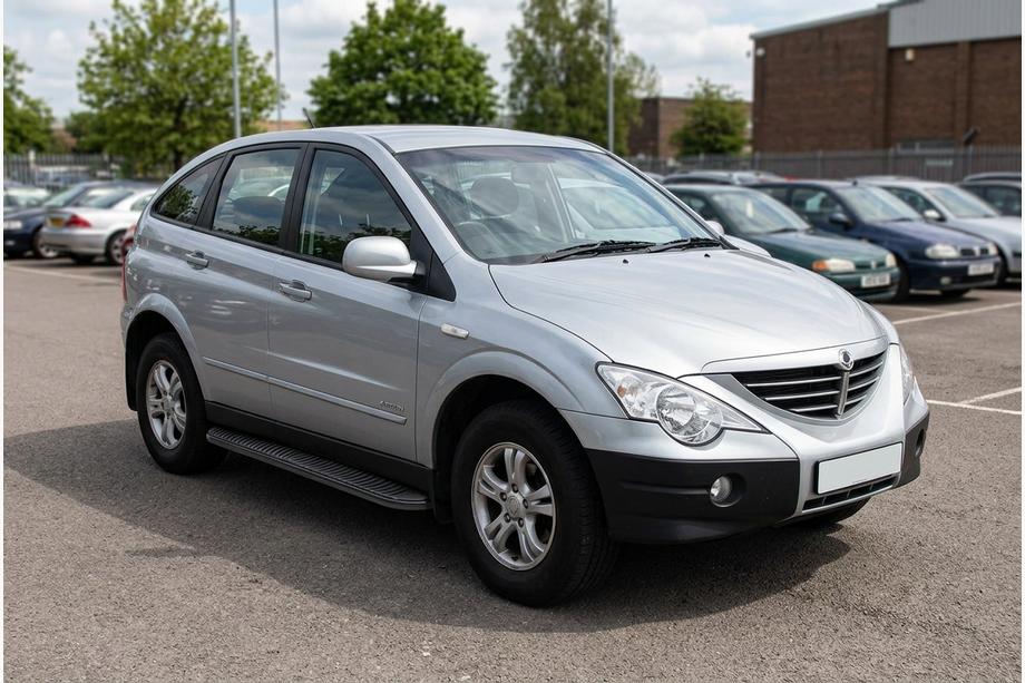 SsangYong Action 2005–2018 Boční nášlapy Tayga Black (2 ks, hliník) Image