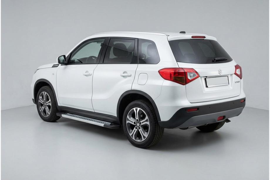 Suzuki Vitara 2015– Boční prahy New Vision Grey (2 ks., hliník) Image