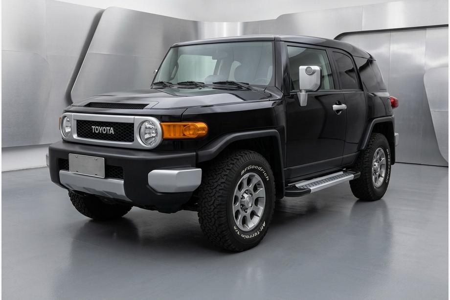 Toyota FJ Cruiser 2006–2022 Boční prahy New Vision Grey (2 ks., hliník) Fotografie 1