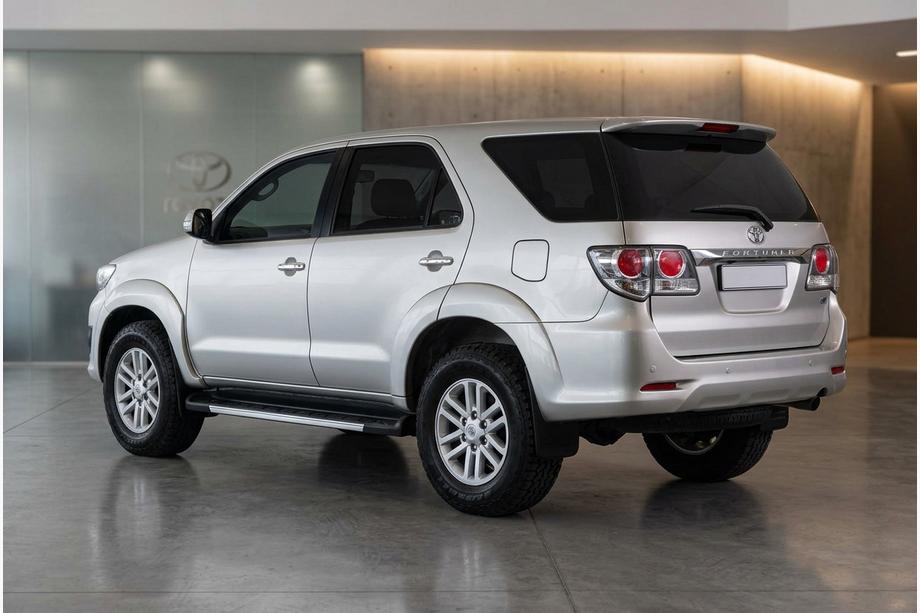 Toyota Fortuner 2006–2015 Boční nášlapy RedLine V1 (2 ks, hliník) Image