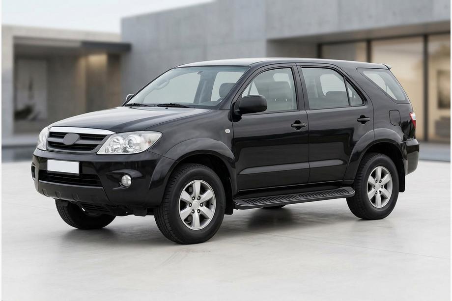 Toyota Fortuner 2006–2015 Boční nášlapy Tayga Black (2 ks, hliník) Fotografie 1