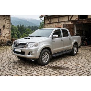 Boční nášlapy Tayga Black (2 ks, hliník) Toyota Hilux 2006–2015 fotografie 1