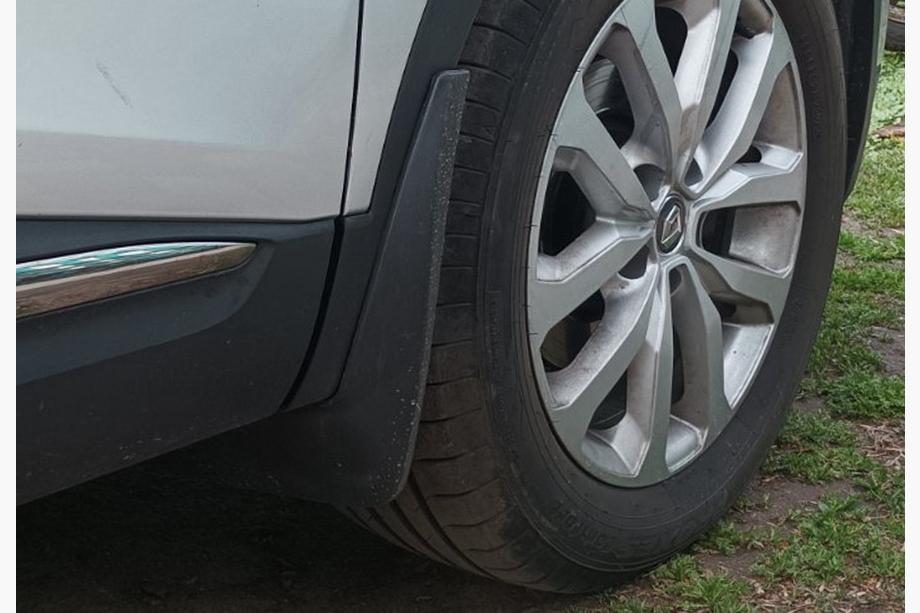 Renault Kadjar 2015–2022 Zástěrky Premium V1 (4 ks) Image