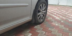 Volkswagen Golf 5 2003–2009 Lapače nečistot Premium HB (4 ks) fotografie 7