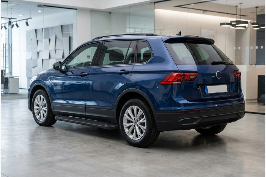 Volkswagen Tiguan 2016–2023 Boční nášlapy RedLine Black (2 ks, hliník) Image