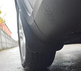 Suzuki SX4 2006–2013 Lapače nečistot Premium HB (4 ks) fotografie 2