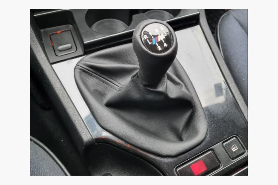 BMW řada 5 E39 1996–2003 Manžeta řadicí páky + hlavice OEM (koženka) Image