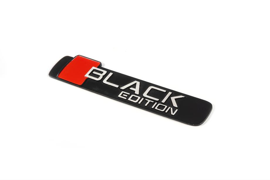 Toyota Land Cruiser 200 2007–2021 Nápis BlackEdition (1 ks) Image