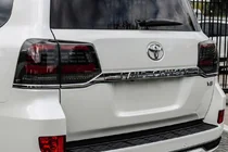 Toyota Land Cruiser 200 2007–2021 Zadní světla 2016-2021 (sekvenční červené) fotografie 1
