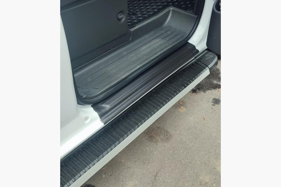 Mercedes Vito W639 2004–2014 Prahové lišty EuroCap (2 ks, ABS) Fotografie 2