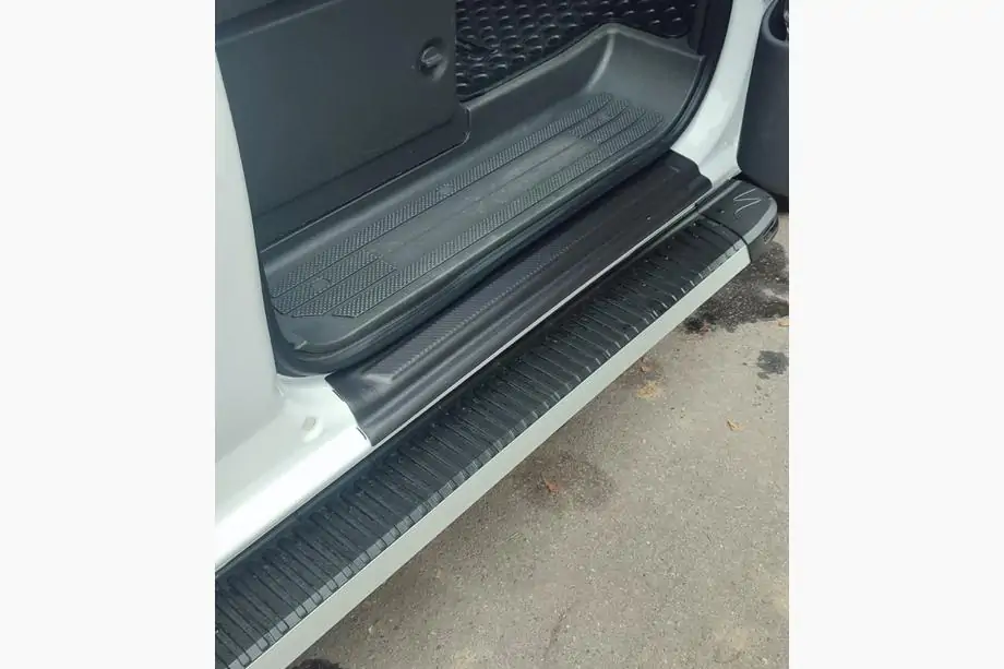 Mercedes Vito W639 2004–2014 Prahové lišty EuroCap (2 ks, ABS) Fotografie 2