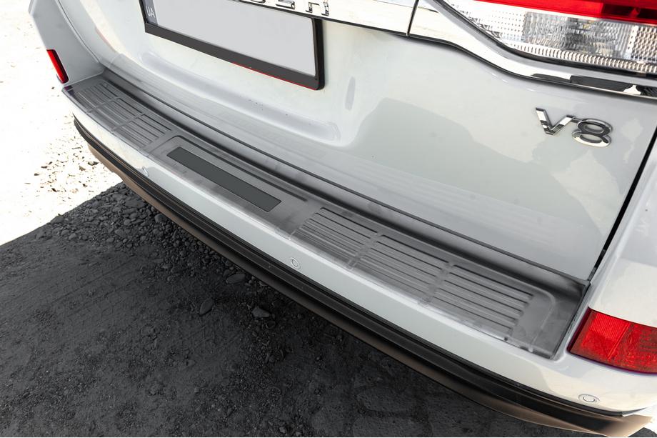 Toyota Land Cruiser 200 2007–2021 Nerezový kryt zadního nárazníku 2016-2021 Image