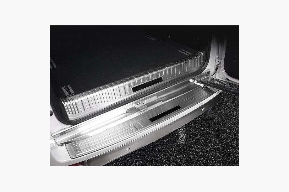 Toyota Land Cruiser Prado 150 2009–2023 Kryt zadního vnitřního prahu (pro 7místnou verzi) Fotografie 2
