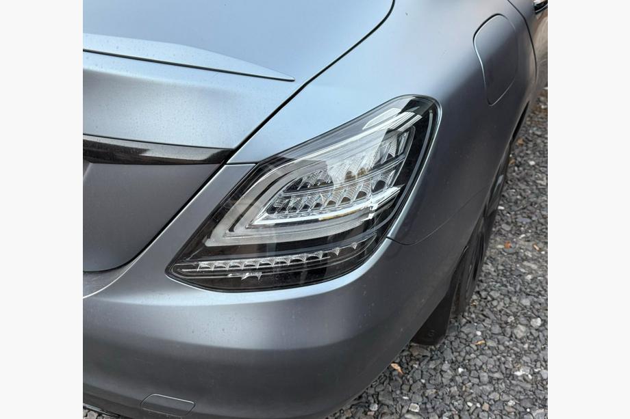 Mercedes C-Class W205 2014–2021 Zadní světla BlackEdition V1 (2 ks) Fotografie 2