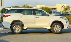 Toyota Fortuner 2015– Sada bodykitu Lexus-TRD V2 (pro 2015-2020) fotografie 4