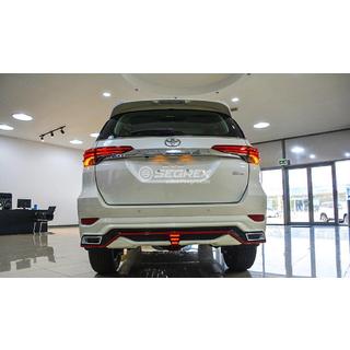 Sada bodykitu Lexus-TRD V2 (pro 2015-2020) Toyota Fortuner 2015– fotografie 3